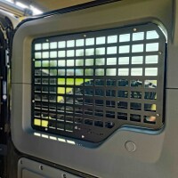 M.O.L.L.E. indeni, Bagtil