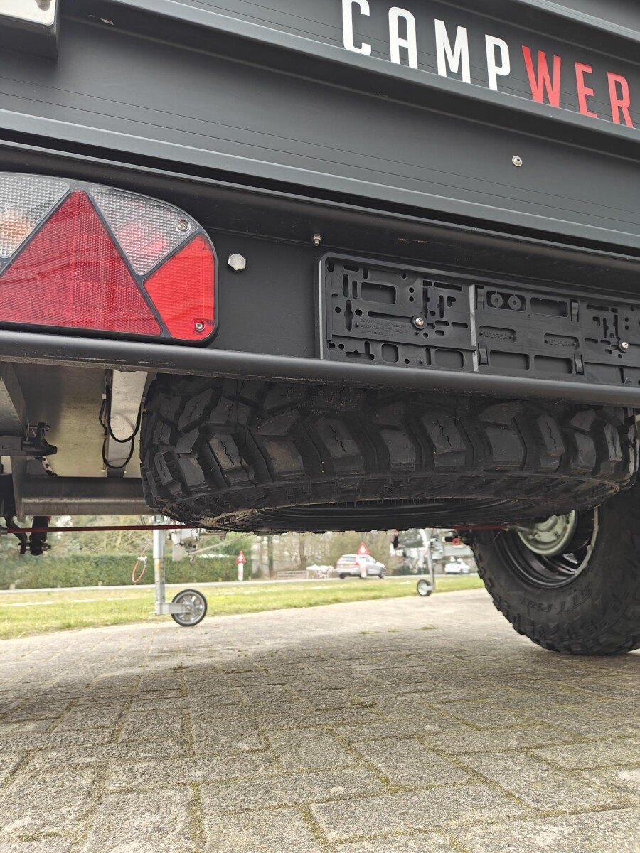 Reservehjul til Offroader + Holder