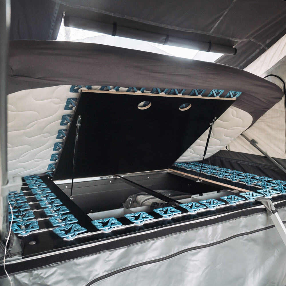 Gulvklap under sengen